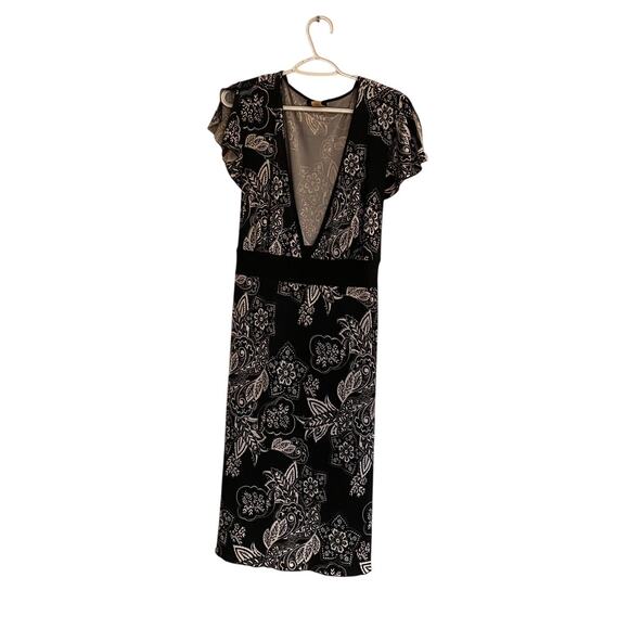 Hourglass Black Floral Dress Deep V-Neck Sz 18/20 Y2K Dramatic Waist Detail - Picture 2 of 7